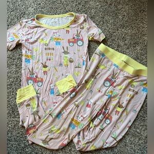 Little sleepies size 5/6 pants sets